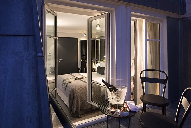 Les Matins de Paris on Dayuse.com