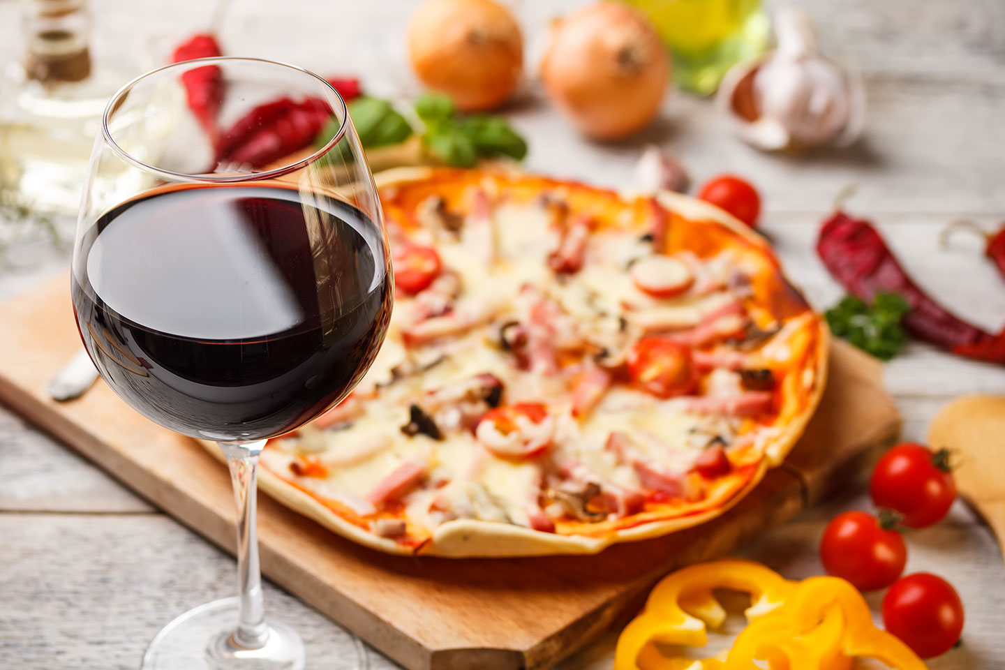 red wine with pizza