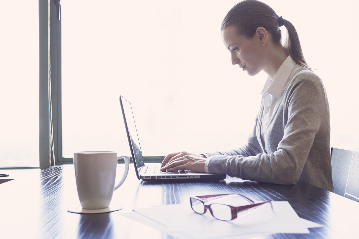 L’objectif du CV est de décrocher un entretien. Un recruteur consacre 30 secondes pour une première lecture d’un CV.