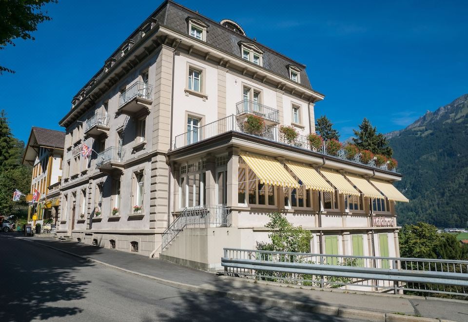 Schulhotel Waldhotel