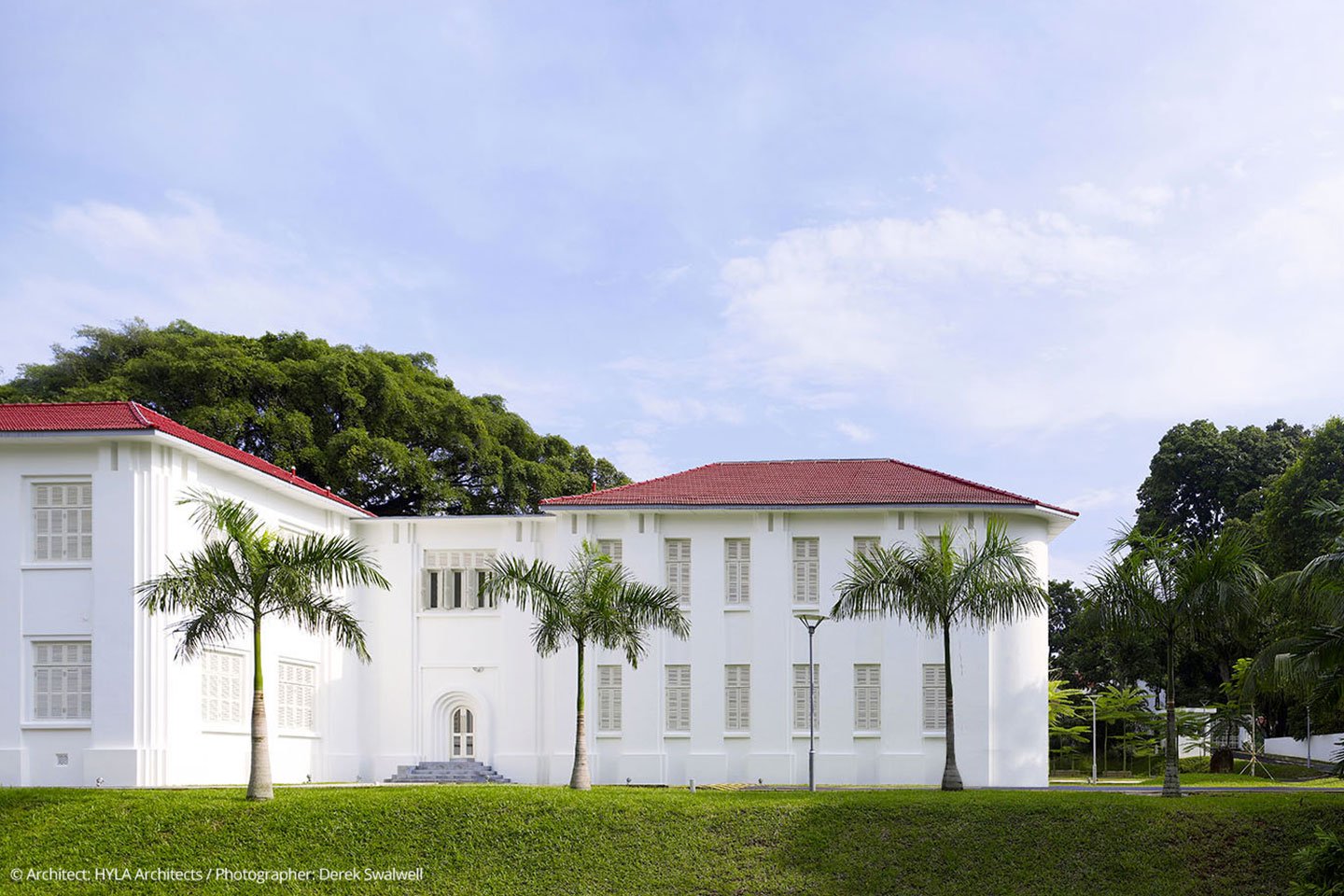 1440x960-ehl-campus-singapore-outside-1-copyright-Jun-28-2020-09-48-43-93-PM