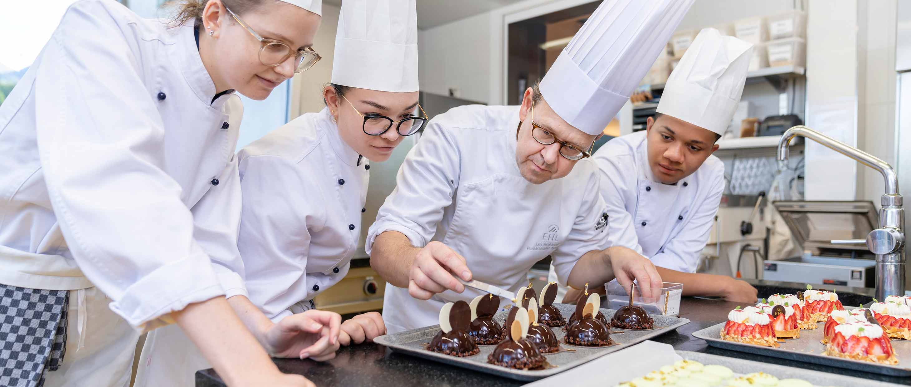 EHL-SSTH_Essence_header_V03