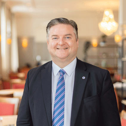 EHL-SSTH_Service-Manager_Martin-Jeffrey