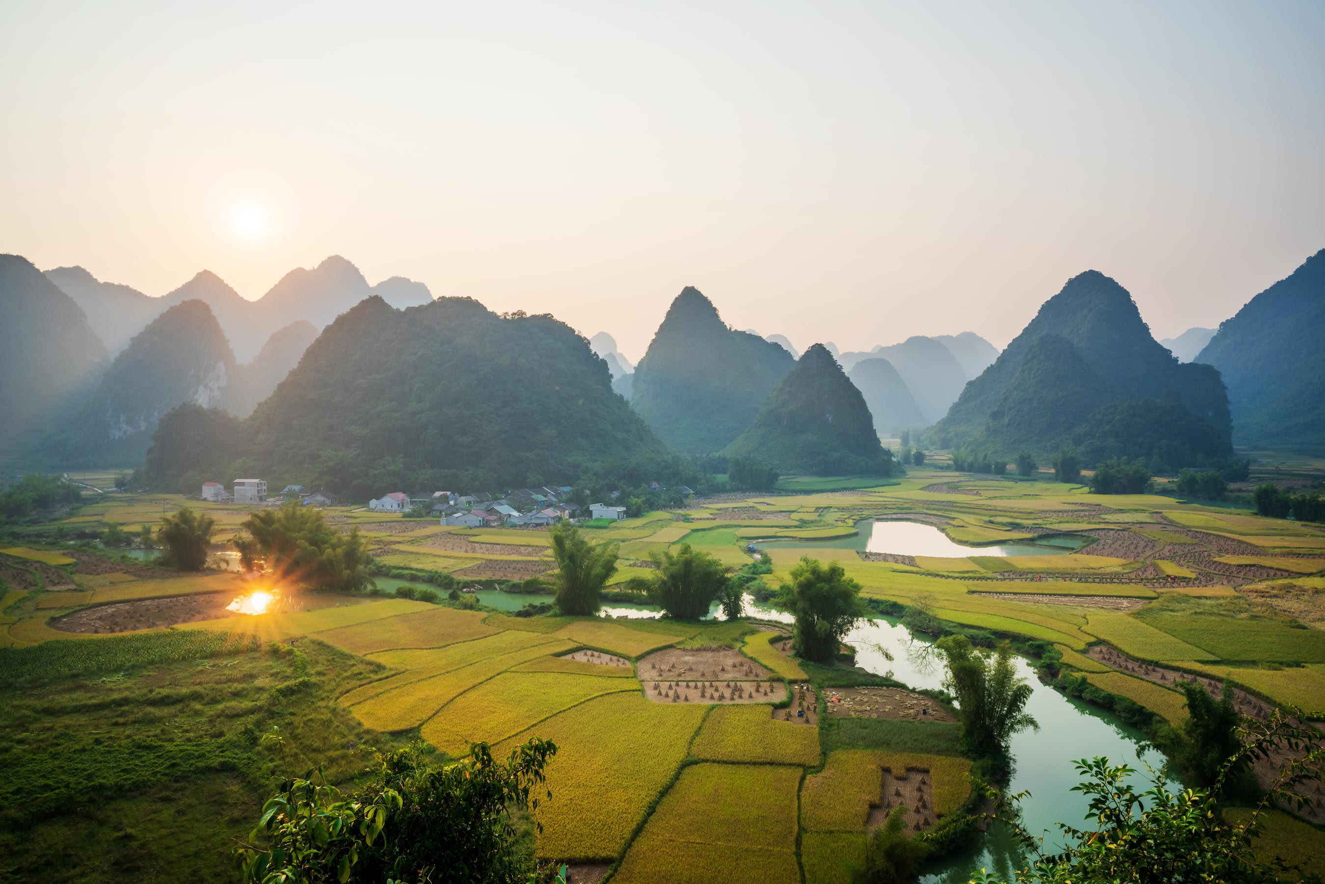 visit-vietnam