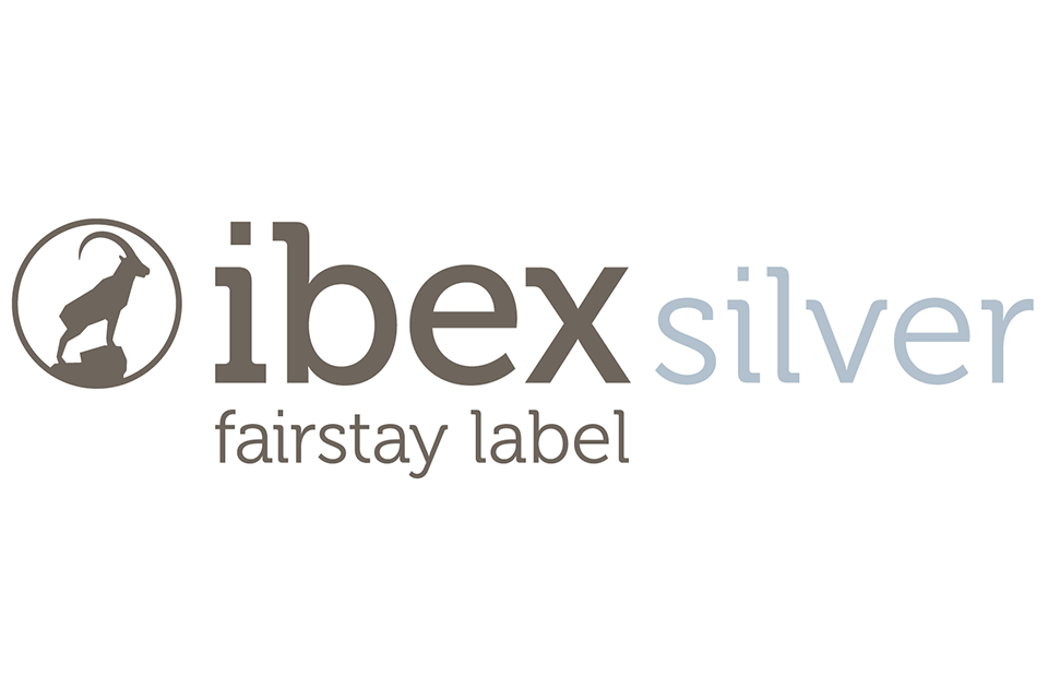 1440x960_Label_Ibex-fairstay_SILVER_rgb_png